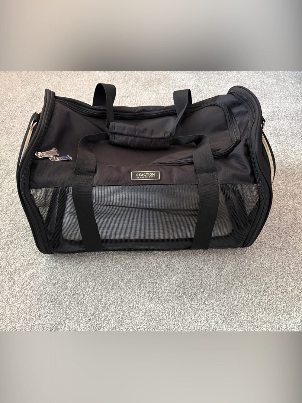 Kenneth Cole Reaction Black Mesh Accent Men’s Duffel Bag
